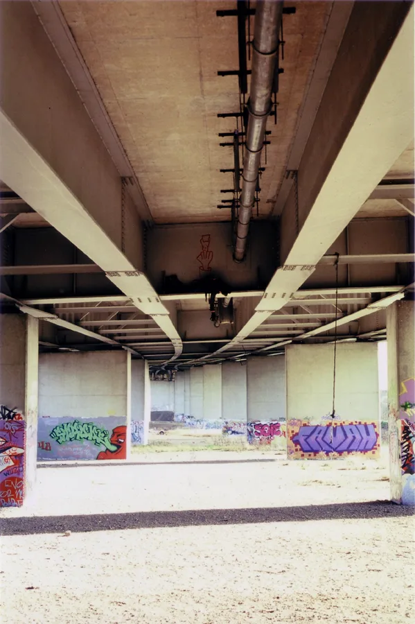 Under A406 Bridge Ilford (2004)